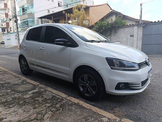 VOLKSWAGEN FOX 1.6 MSI TOTAL FLEX CONNECT 4P MANUAL VOLKSWAGEN FOX 1.6 MSI TOTAL FLEX CONNECT 4P MANUAL
